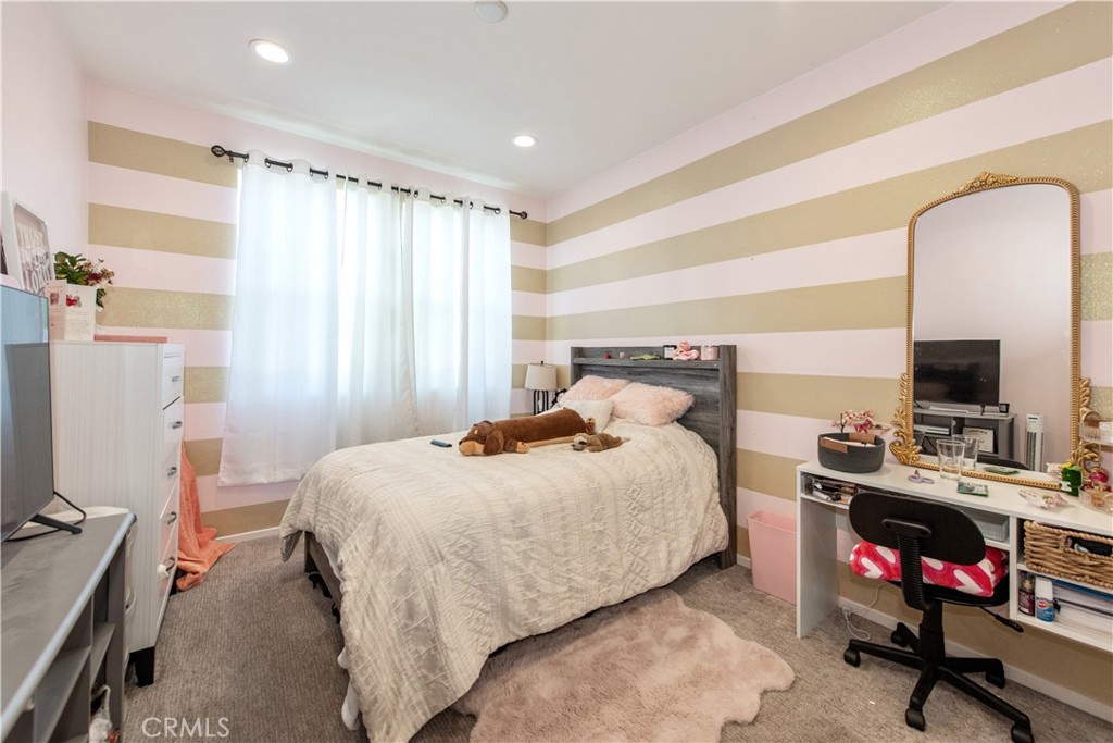 3245 E Midsummer Privado Property Photo 7