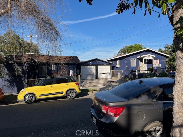 656 S Mott Property Photo 6