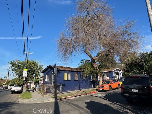 656 S Mott Property Photo 8