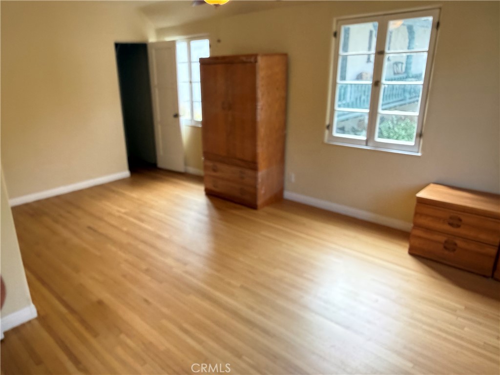 1437 Greenfield Avenue Property Photo 15