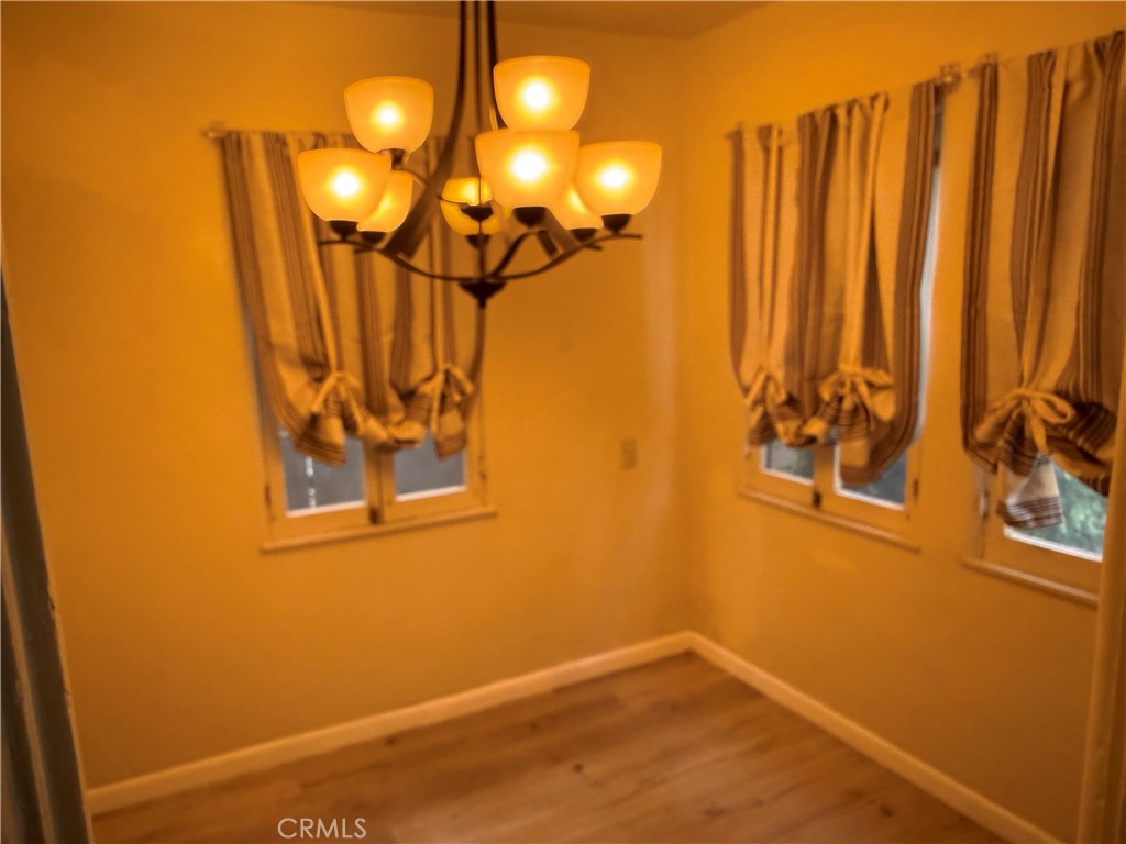 1437 Greenfield Avenue Property Photo 20