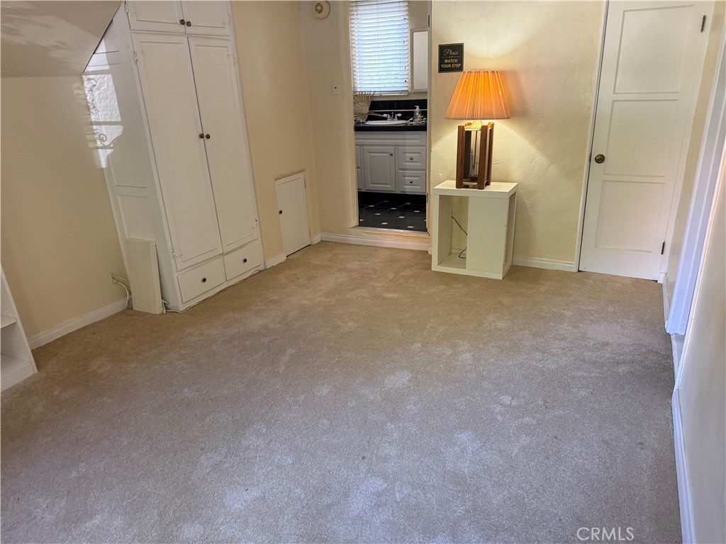 1437 Greenfield Avenue Property Photo 35