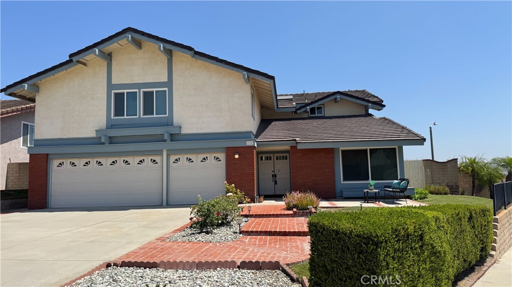 330 Amberwood Drive Property Photo 1