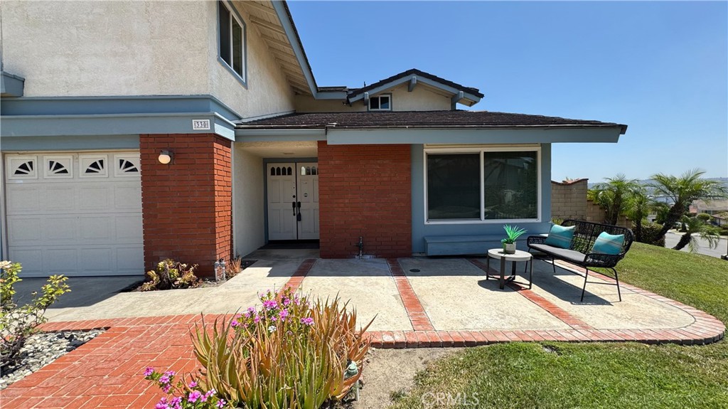 330 Amberwood Drive Property Photo 4