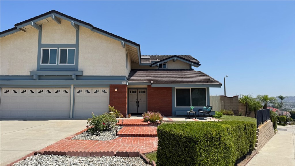 330 Amberwood Drive Property Photo 7