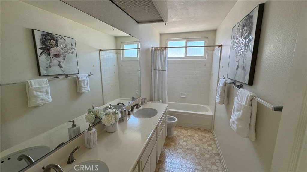 330 Amberwood Drive Property Photo 34