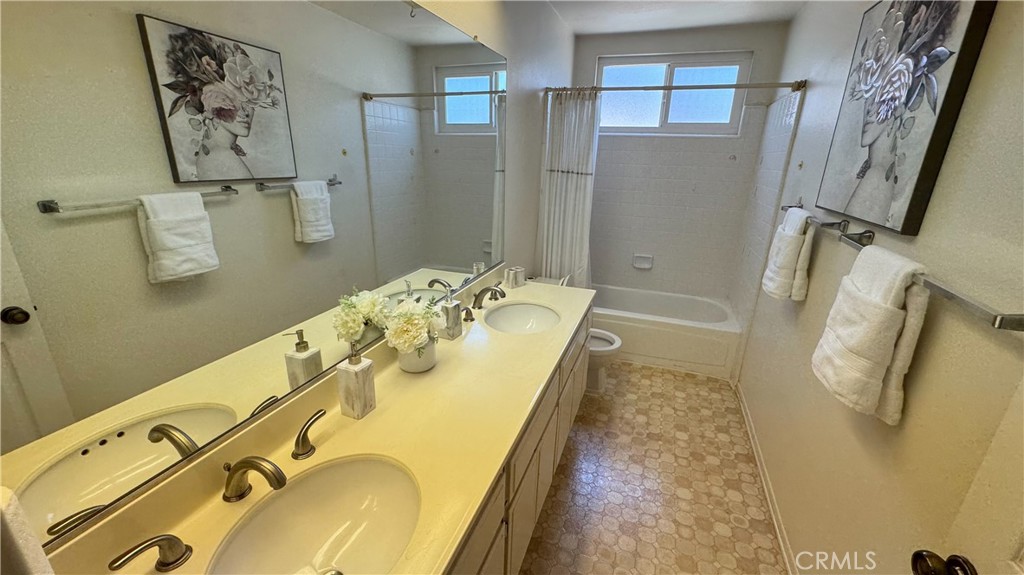 330 Amberwood Drive Property Photo 35
