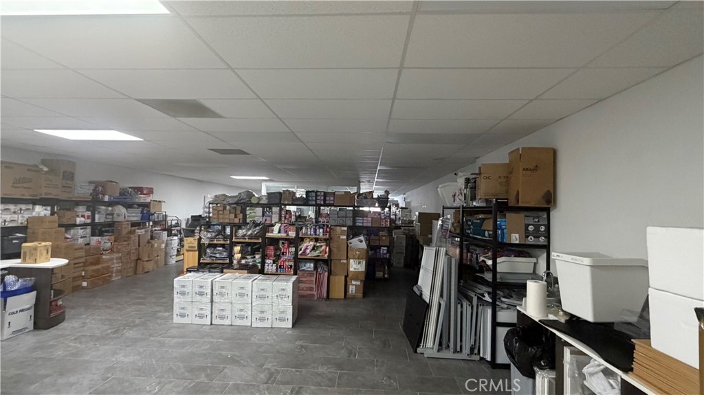 1523 E Amar Road Property Photo 2