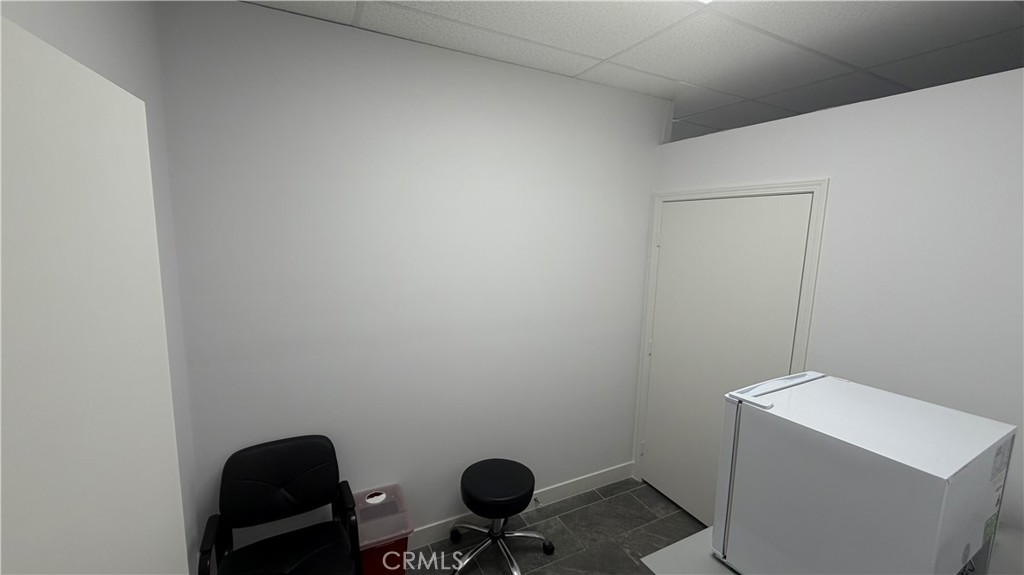 1523 E Amar Road Property Photo 4