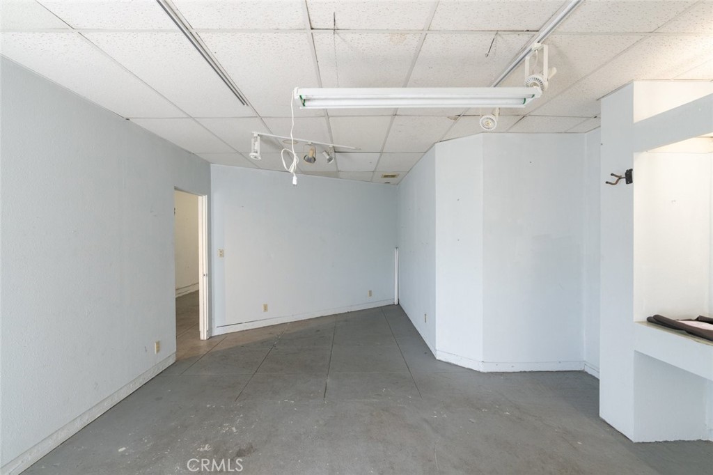 414 6th St Property Photo 4
