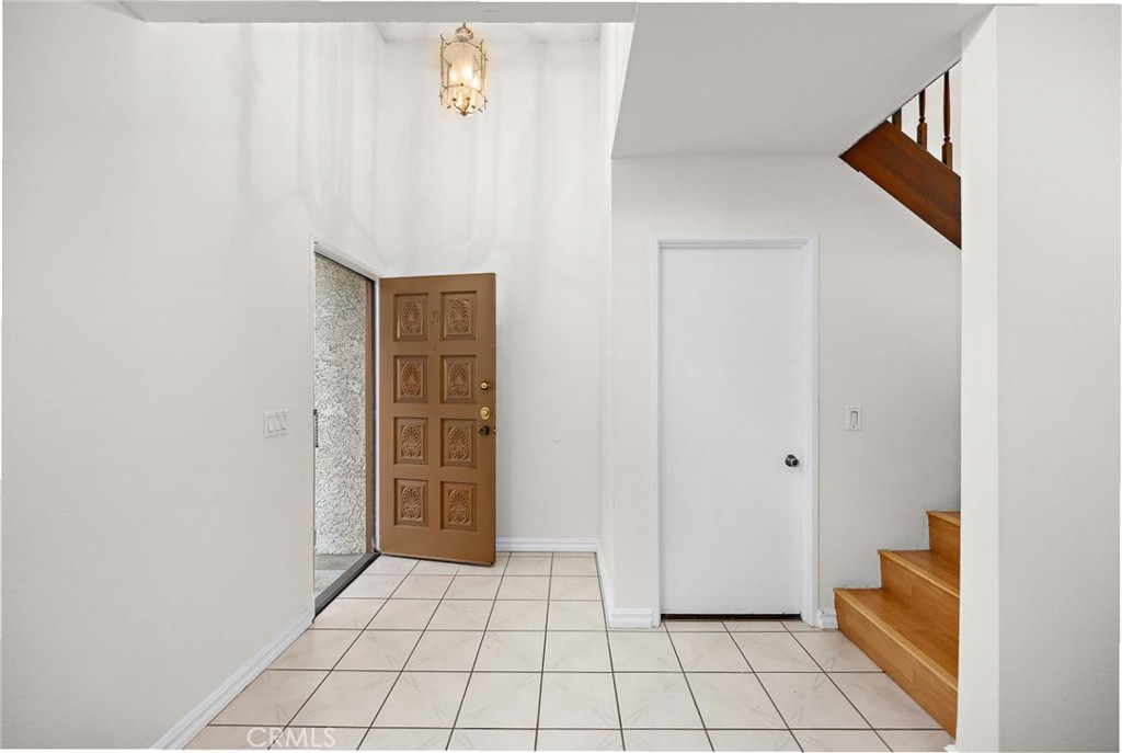 1006 Arcadia D Property Photo 13