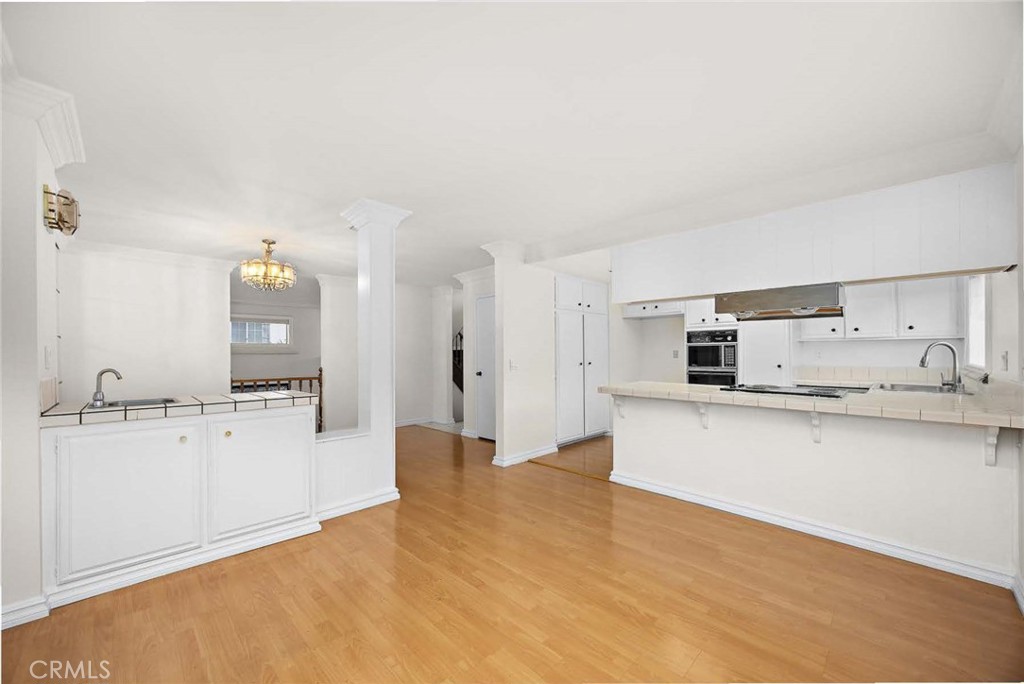 1006 Arcadia D Property Photo 22