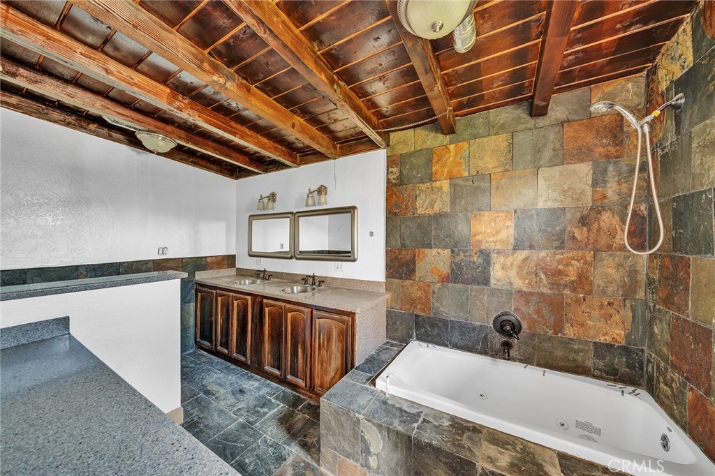 31516 Clay River Road Property Photo 48