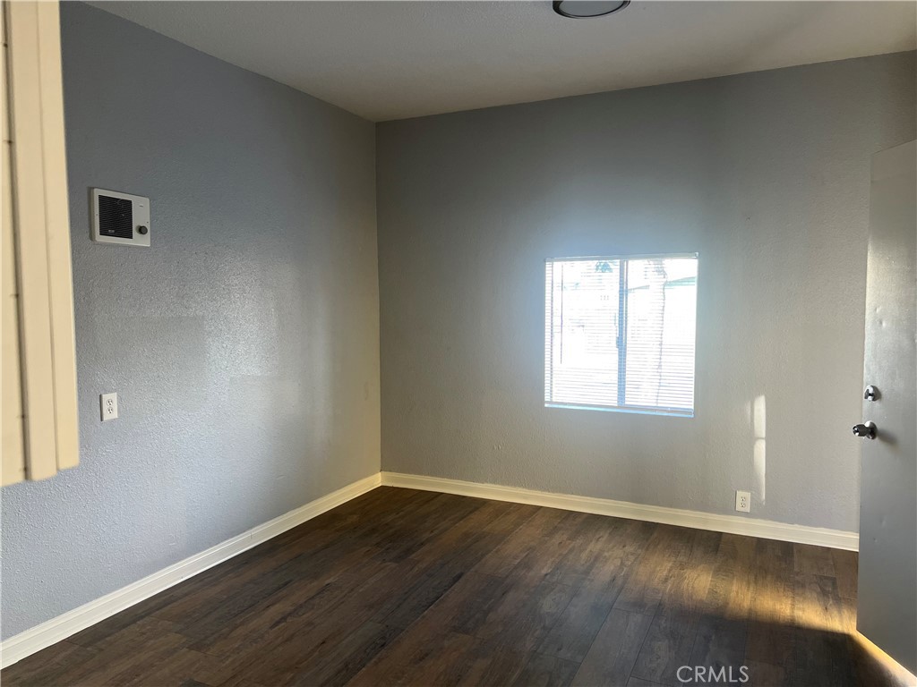 252 S 7th Property Photo 12