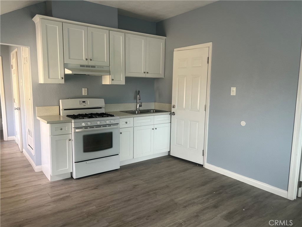 252 S 7th Property Photo 14