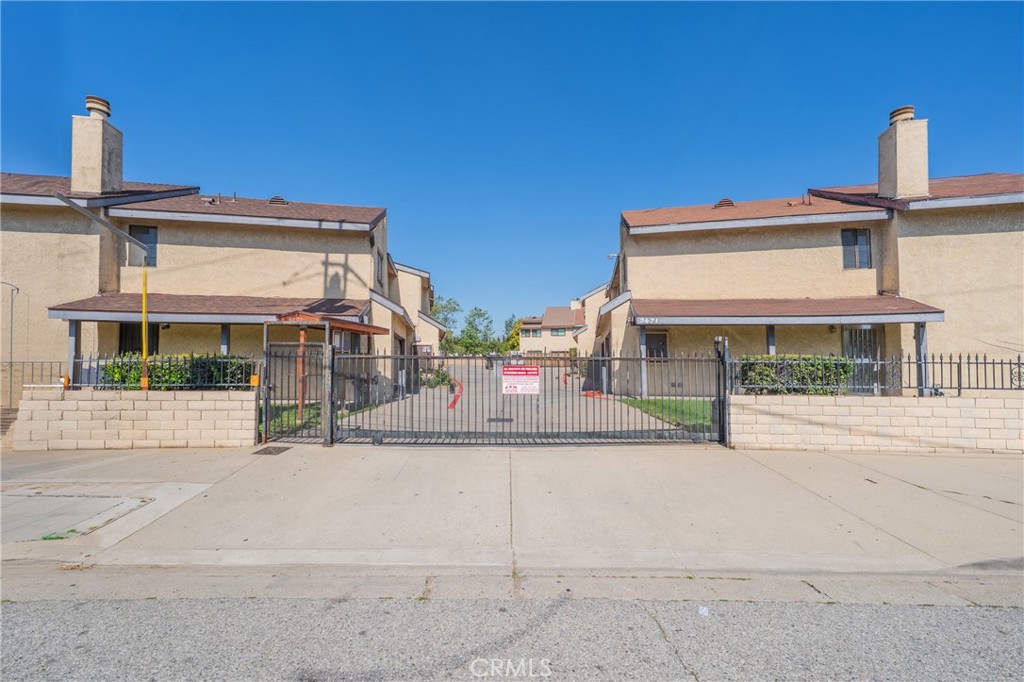 9471 Cortada Property Photo 1