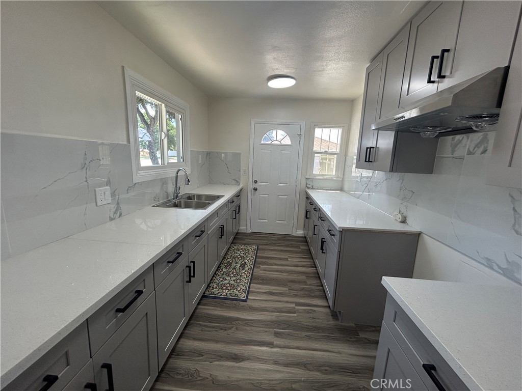882 Tamar Property Photo 8