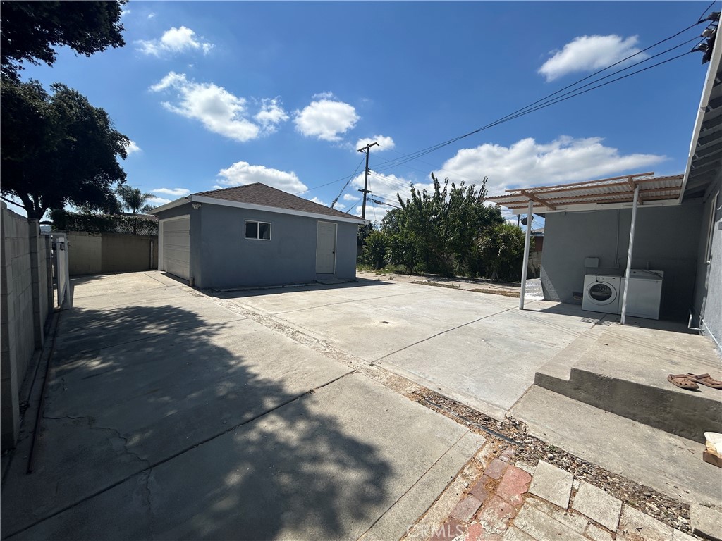 882 Tamar Property Photo 17