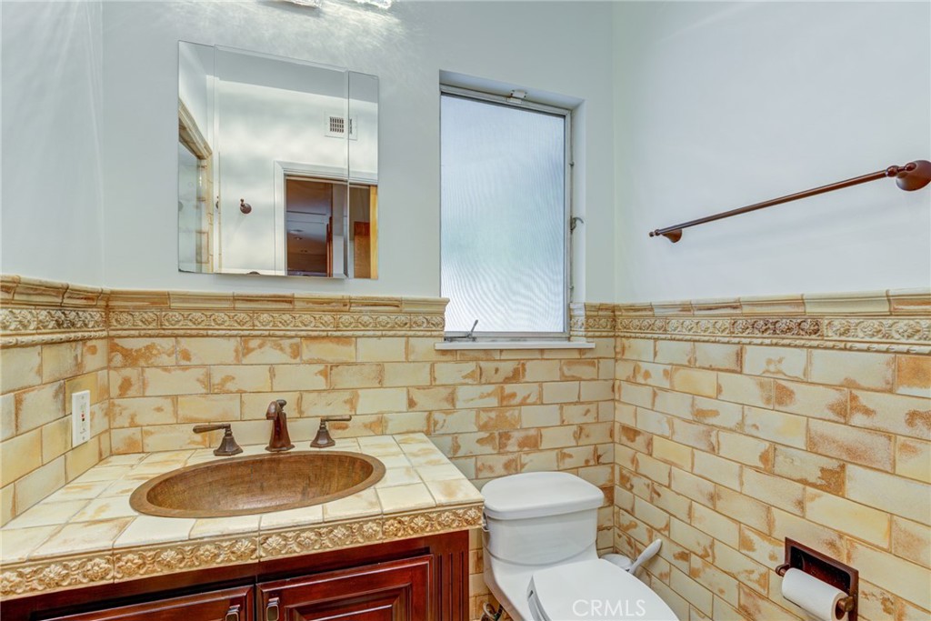 2740 Hutton Drive Property Photo 17