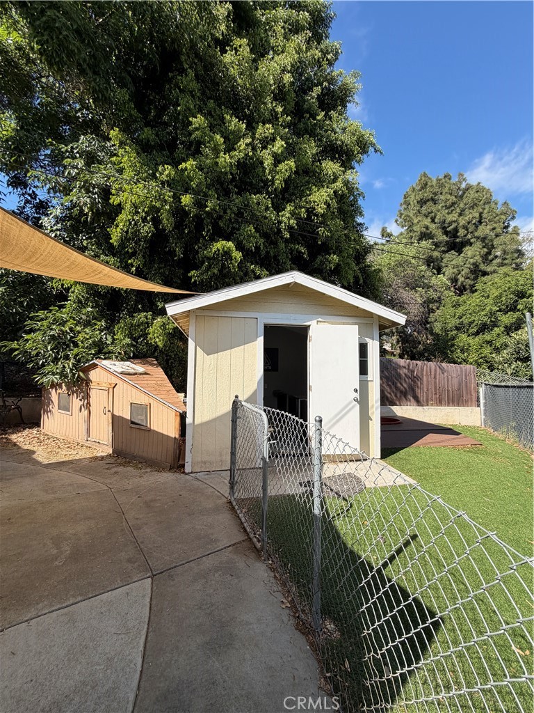 15421 Newton Street Property Photo 18