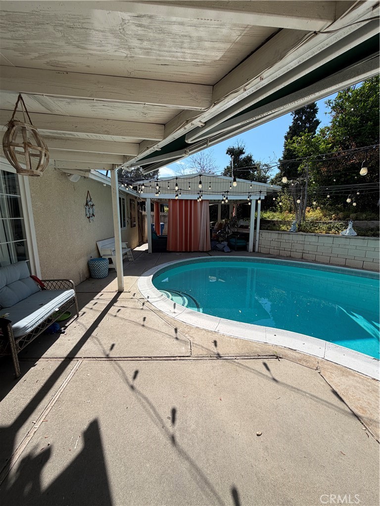 15421 Newton Street Property Photo 19
