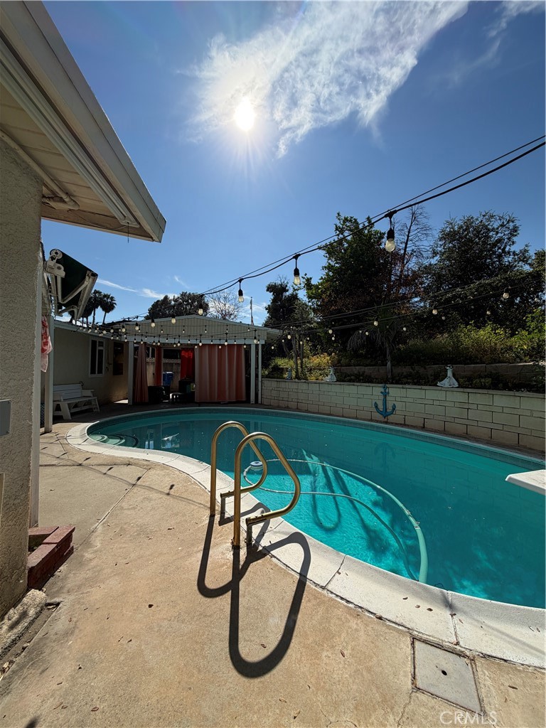 15421 Newton Street Property Photo 20