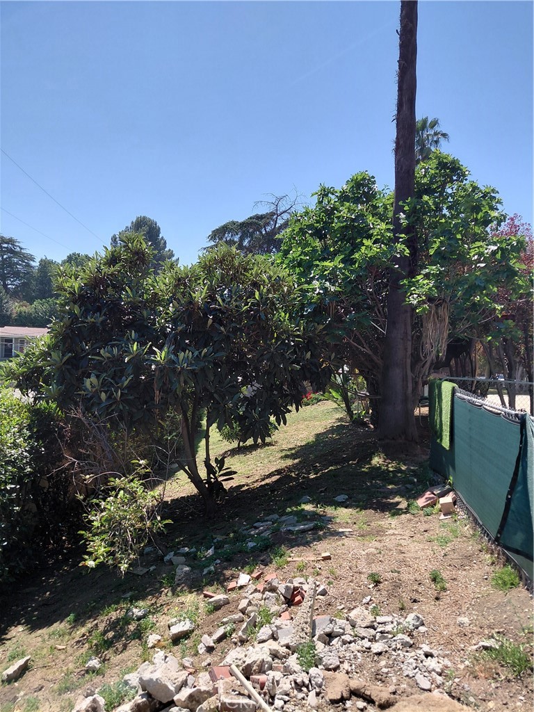 15421 Newton Street Property Photo 29