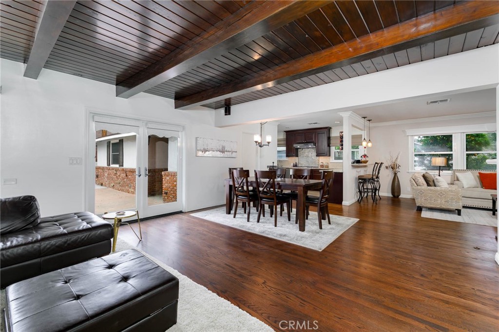 307 11th Property Photo 13