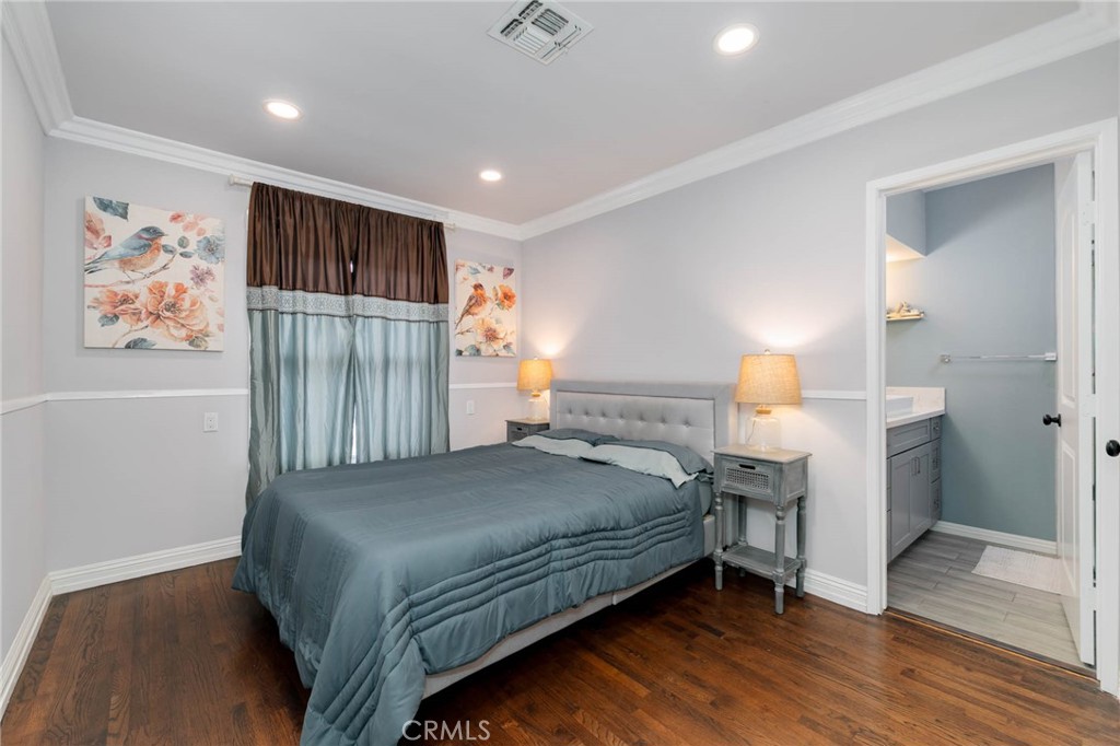 307 11th Property Photo 15