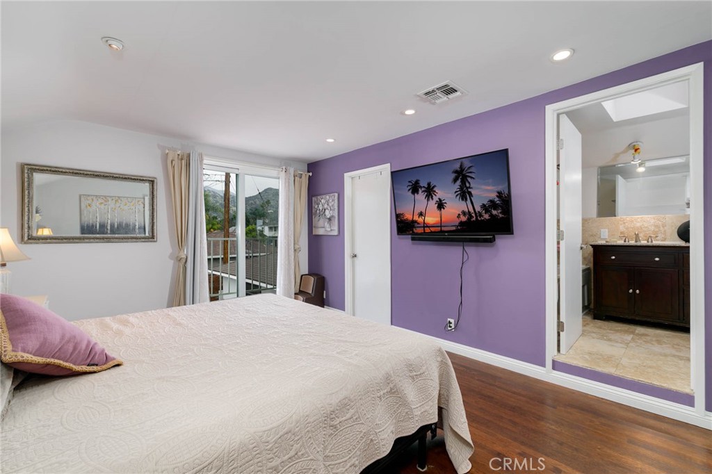 307 11th Property Photo 24