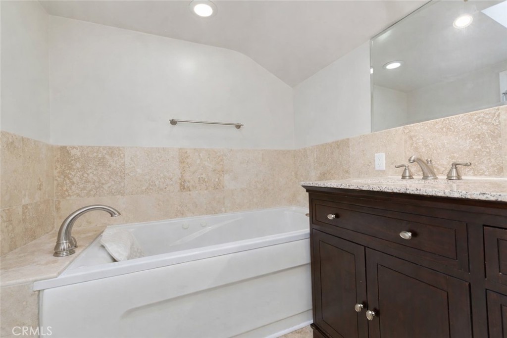 307 11th Property Photo 26