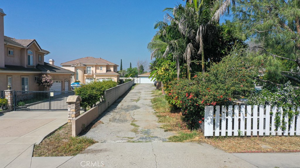 4331 Maxson Rd. Property Photo 2