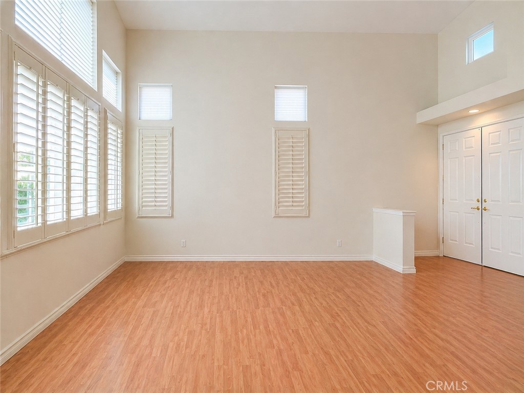 4575 Willow Bend Court Property Photo 5