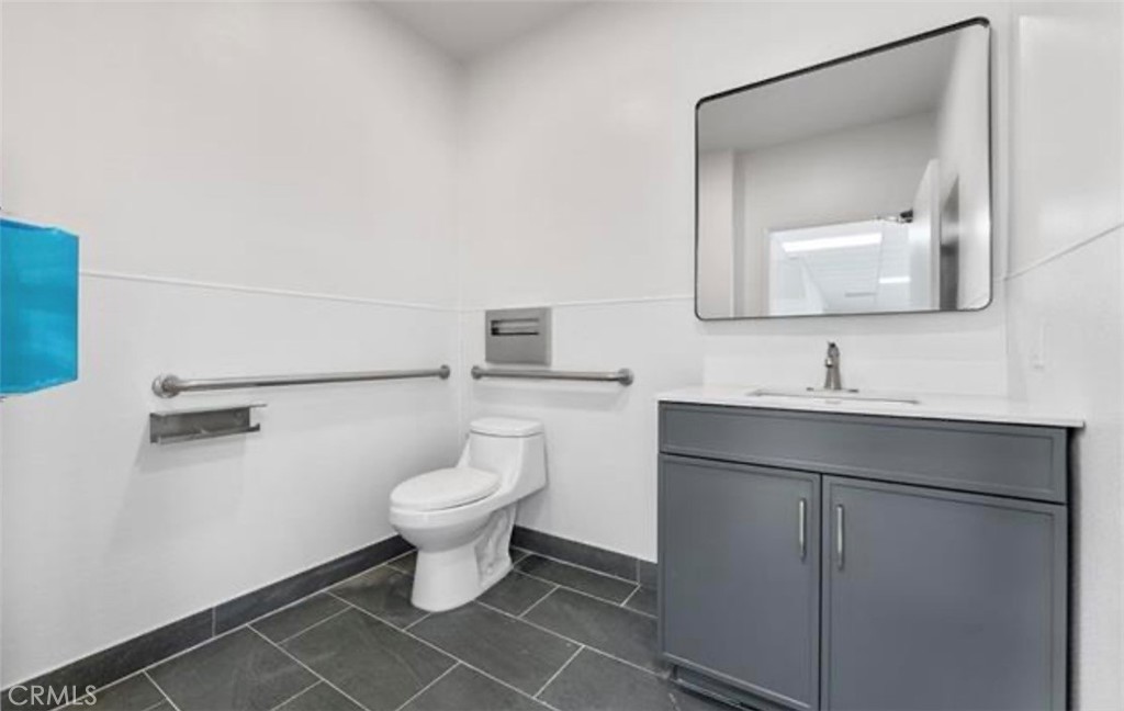 12610 Hadley Street Property Photo 14