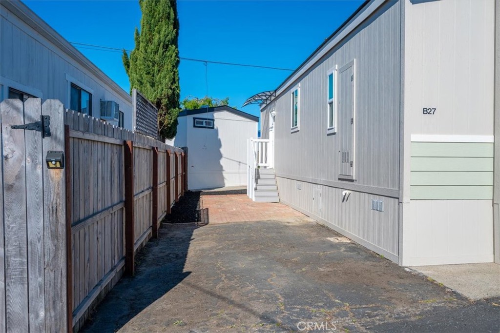 1255 Orcutt Road B27 Property Photo 6