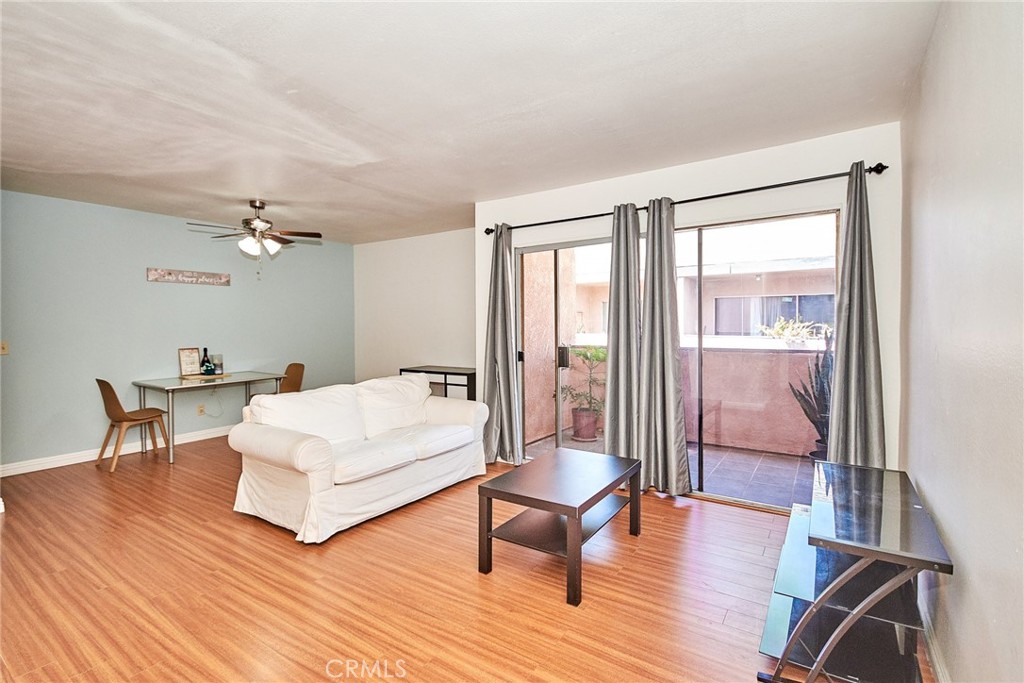 11829 Ferris Road C Property Photo 1