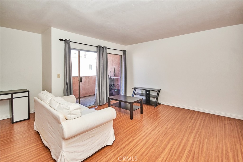 11829 Ferris Road C Property Photo 2