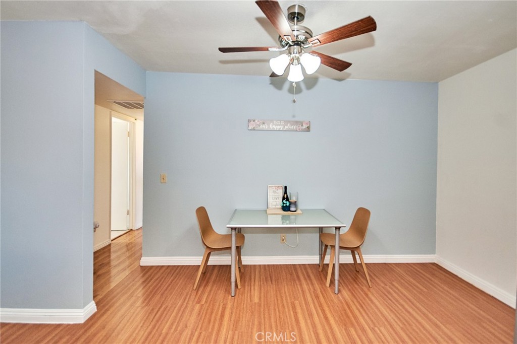 11829 Ferris Road C Property Photo 5
