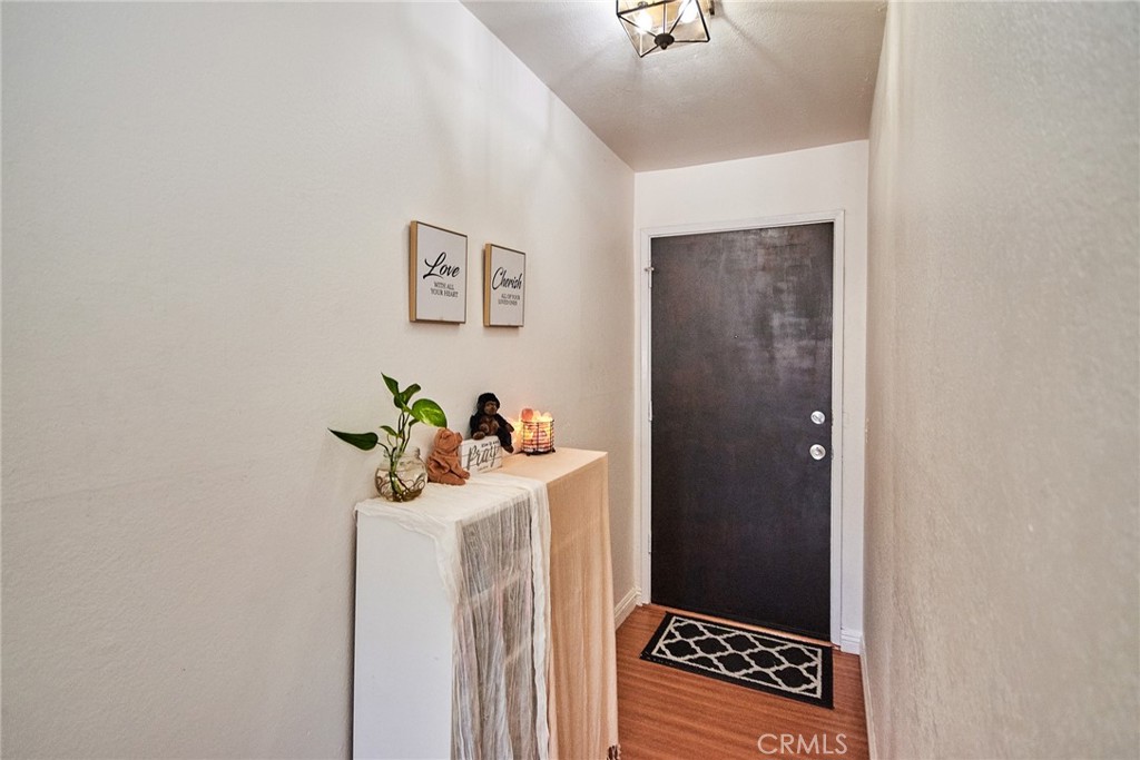 11829 Ferris Road C Property Photo 8