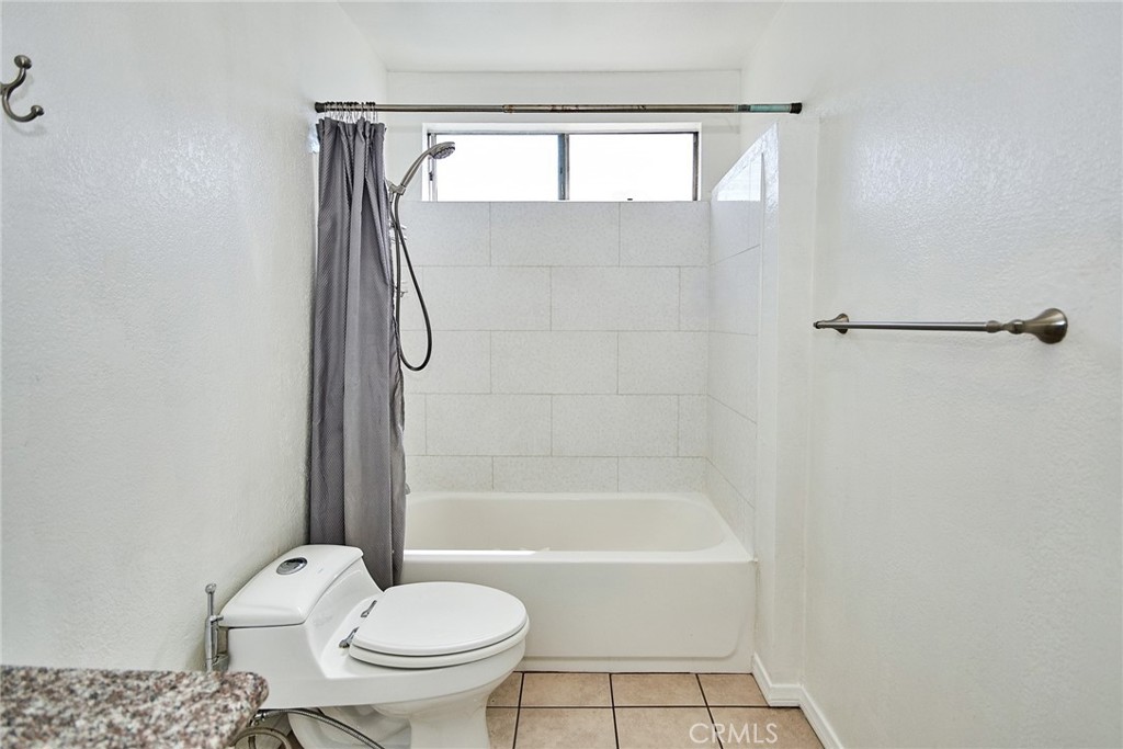 11829 Ferris Road C Property Photo 14