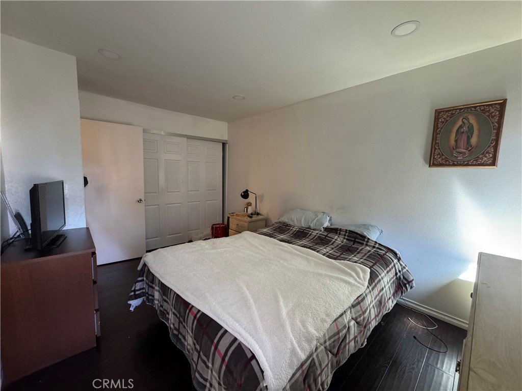 13851 Los Angeles B Property Photo 7