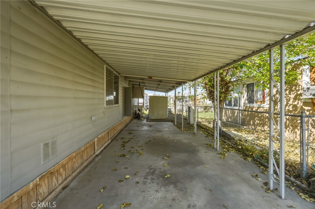 2150 S San Jacinto Avenue 31 Property Photo 4