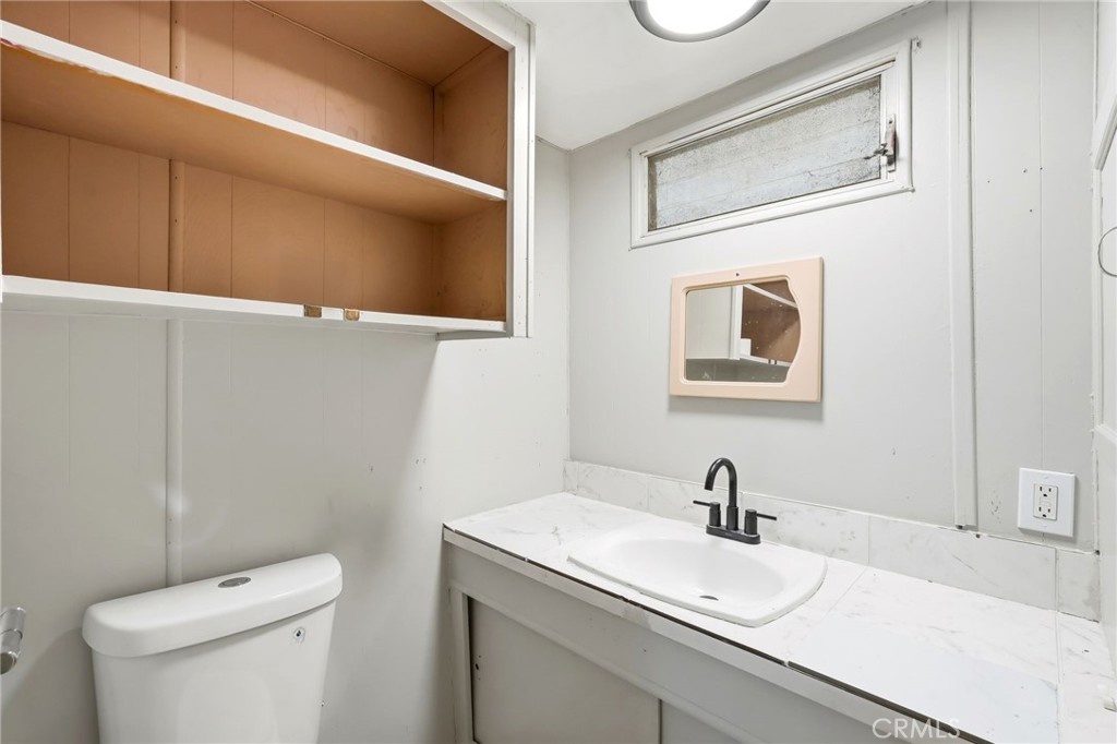2150 S San Jacinto Avenue 31 Property Photo 17