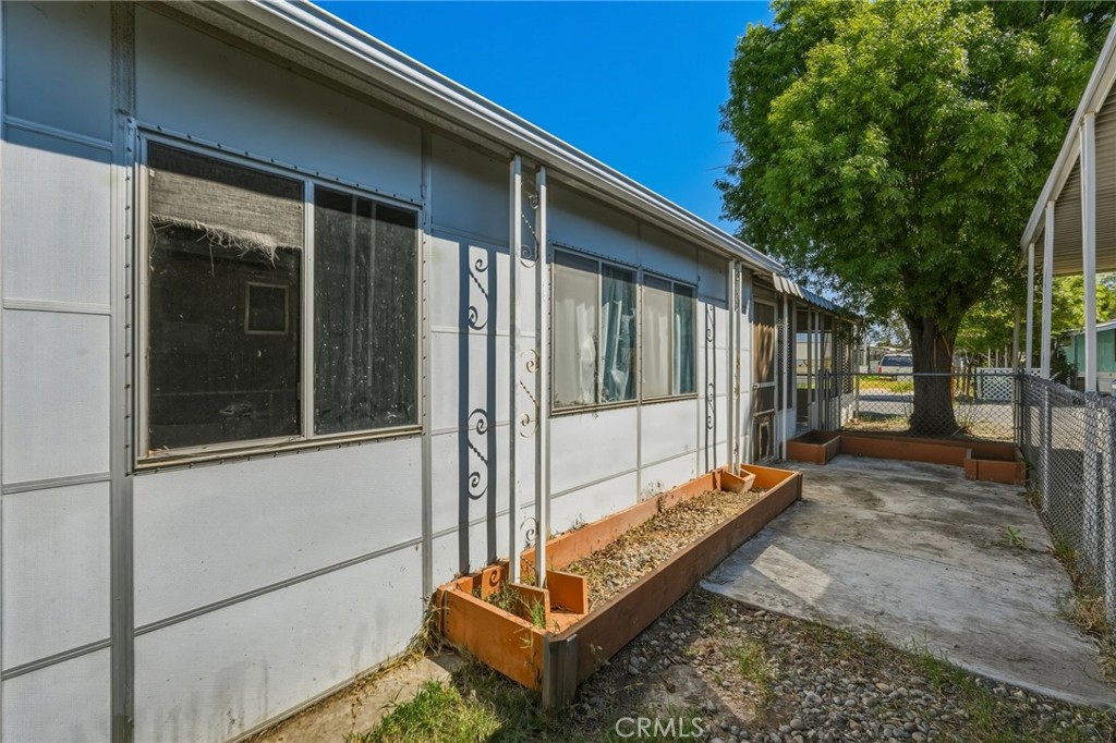 2150 S San Jacinto Avenue 31 Property Photo 22