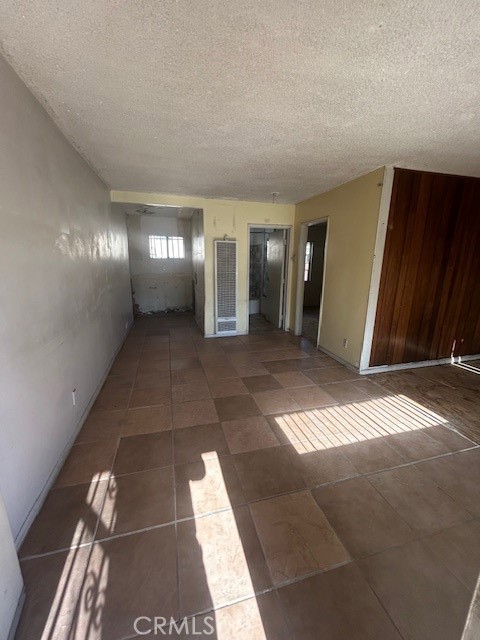 156 W 84th Property Photo 3
