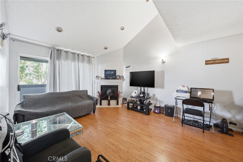7640 Oso 318 Property Photo 8
