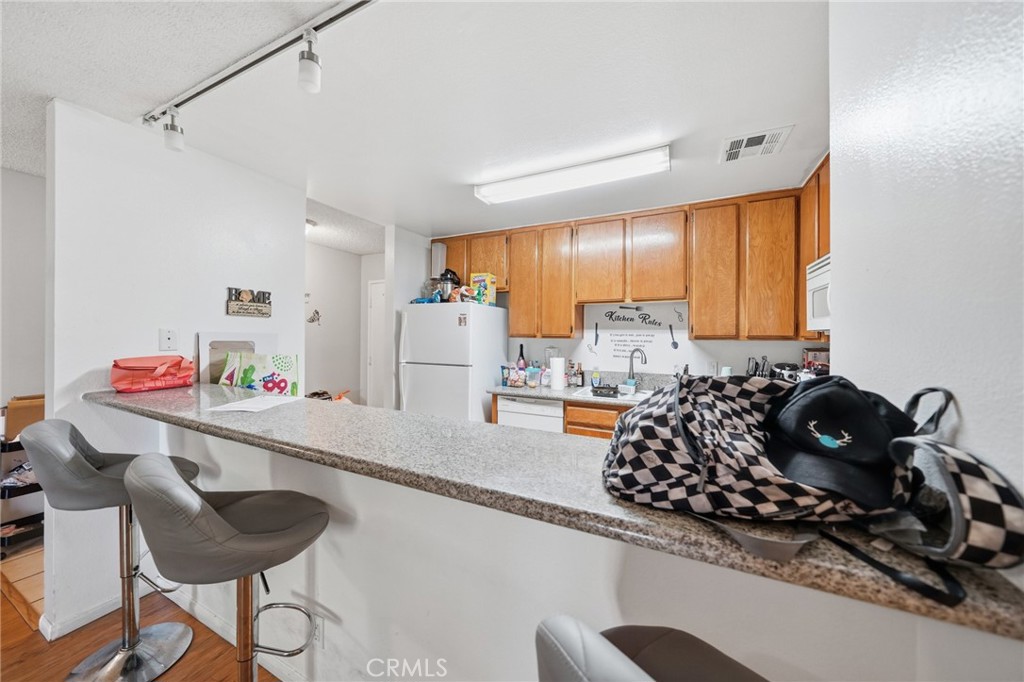 7640 Oso 318 Property Photo 16