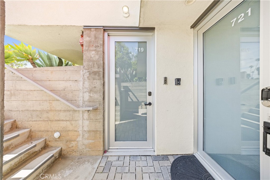 719 Venice Boulevard Property Photo 5