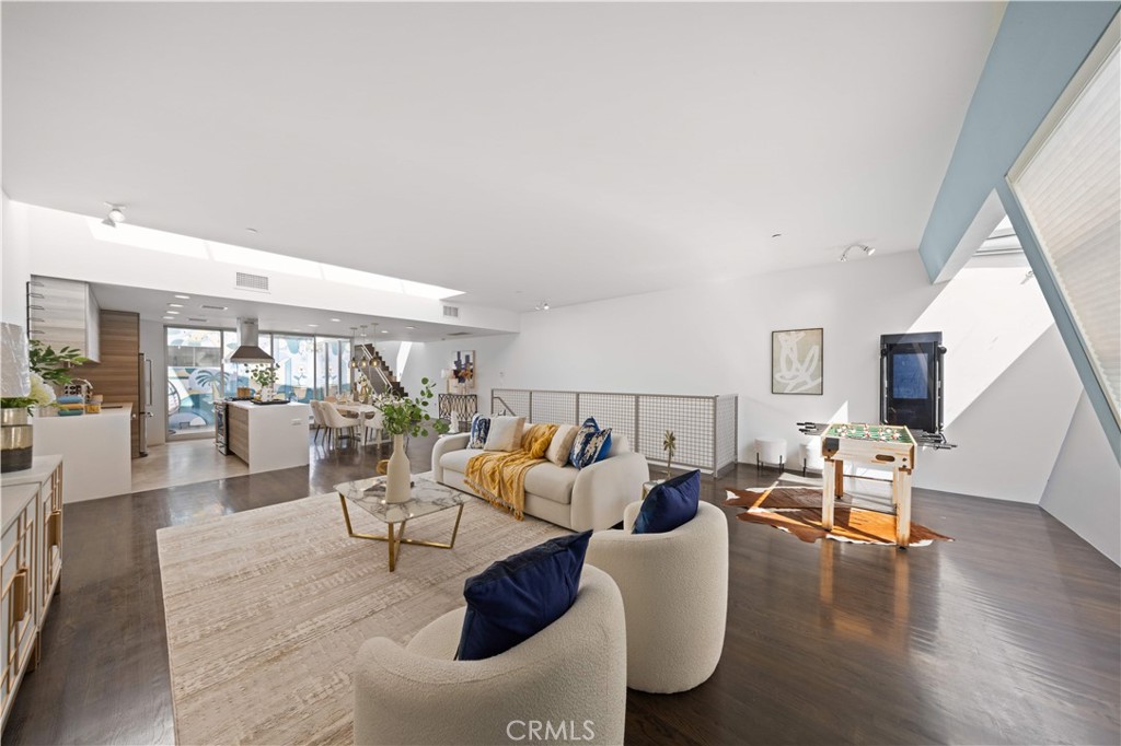 719 Venice Boulevard Property Photo 13