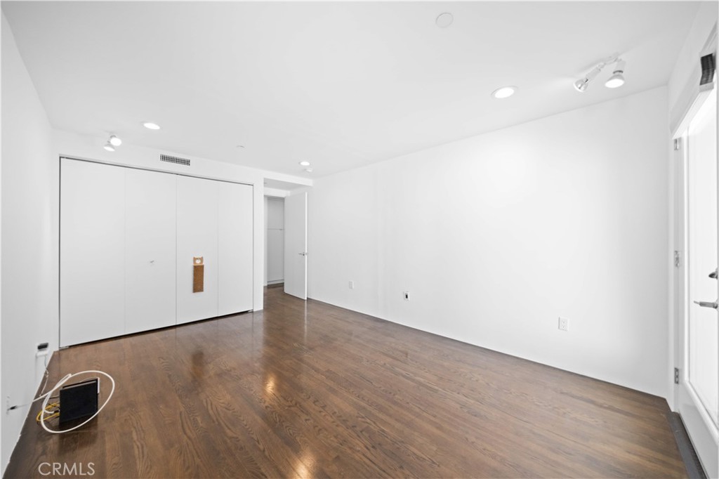 719 Venice Boulevard Property Photo 26